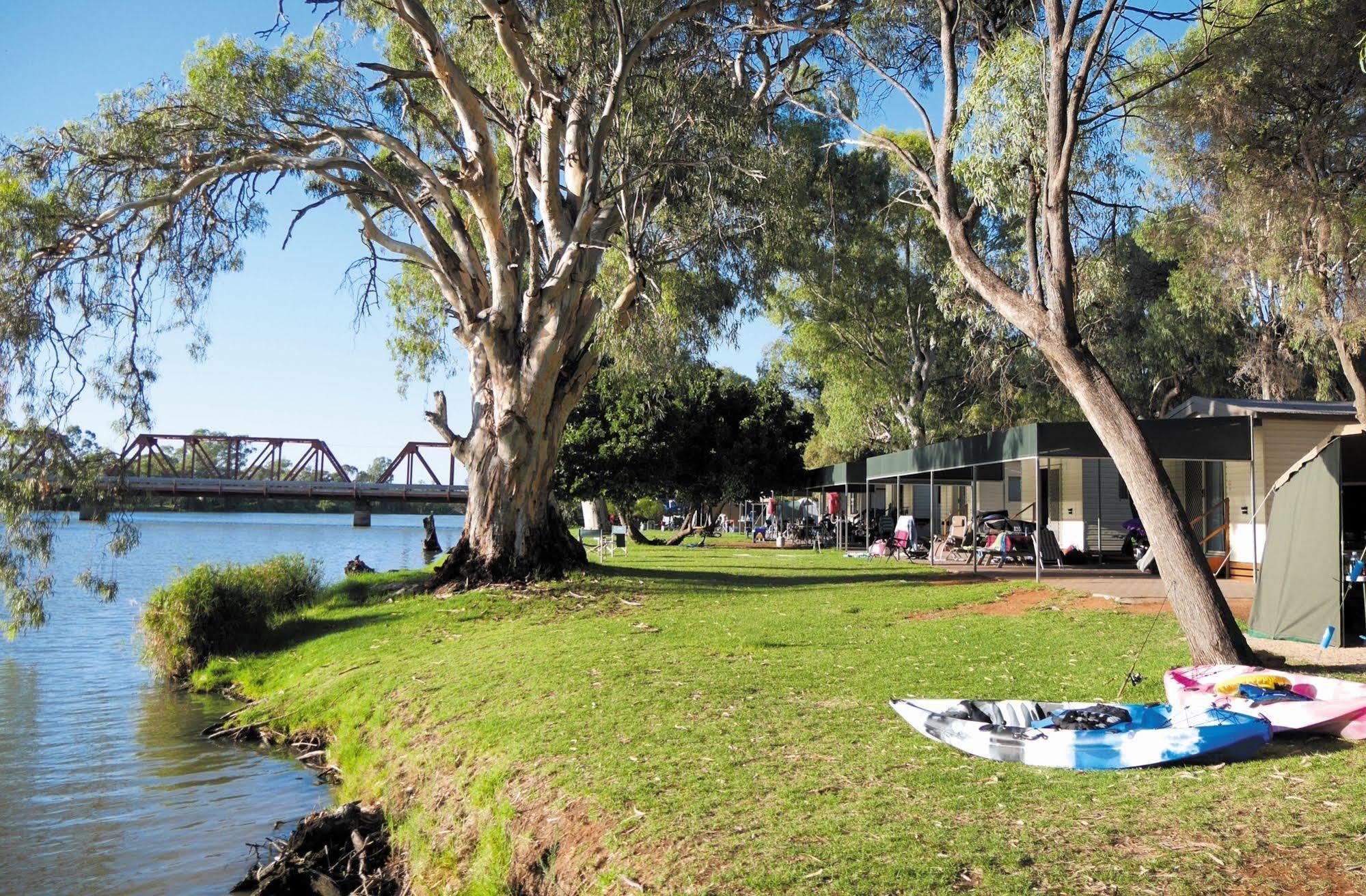 Echo Holiday Parks - Renmark Bagian luar foto