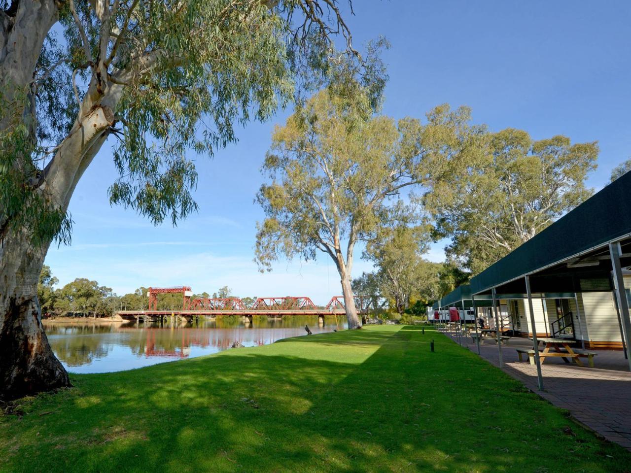 Echo Holiday Parks - Renmark Bagian luar foto
